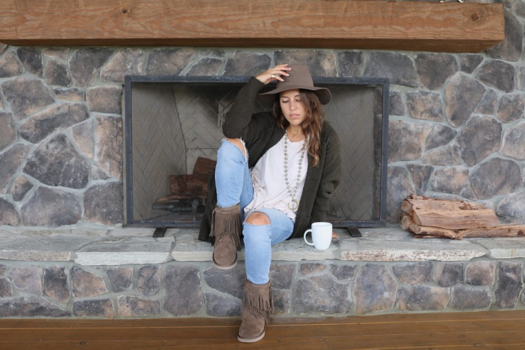 Cozy Mornings with Koolaburra by UGG for a Ranch Look